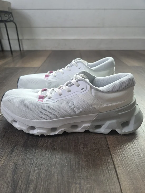 On Running Women’s Cloudflyer White with Pink Accents - Picture 6 of 9